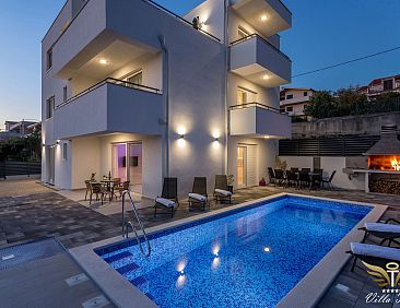 Vakantiehuis in Podstrana mit Privatem Pool