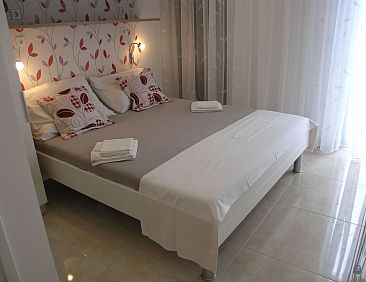 Appartement Wohnung "Dobrila" direkt am Strand