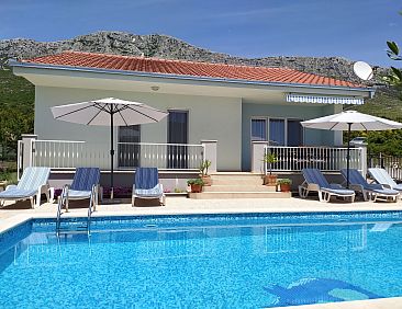 Vakantiehuis in Kastel Sucurac mit Parkplatz