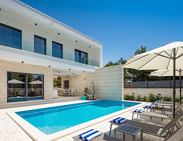 Vakantiehuis für 10 Personen in Sria