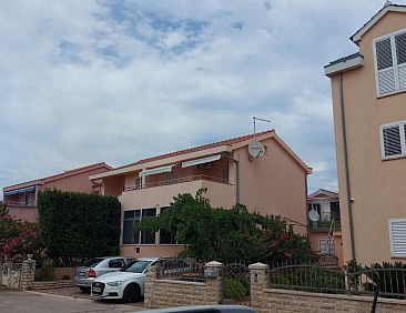 Appartement "Zoran O. APP 2 mali"