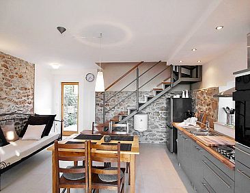 Appartement Große Ferienwohnung in Zadar mit Privatem Balko