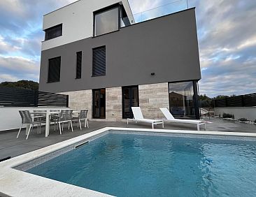 Vakantiehuis Oase mit Meerblick - Zadar Villa &amp; Spa