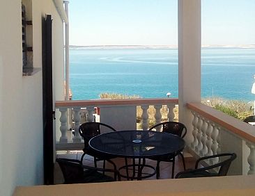 Appartement Komfortable Wohnung mit Balkon und Meerblick