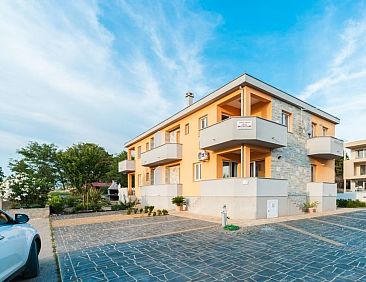 Appartement "Maestral 02" direkt am Strand