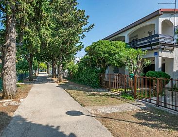 Appartement Wohnung "Mira" direkt am Strand