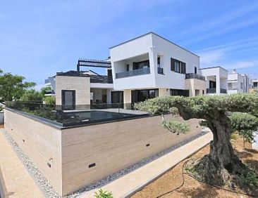 Vakantiehuis Villa Petra mit beheiztem Pool und Sauna