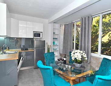 Appartement mit Terrasse
