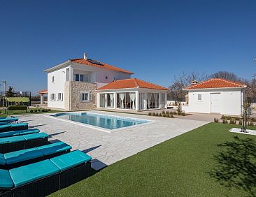 Vakantiehuis Charmante Villa Darina für 11 Personen