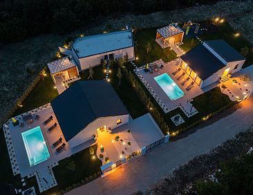 Vakantiehuis Villa Bandelli mit Spa in Oklaj