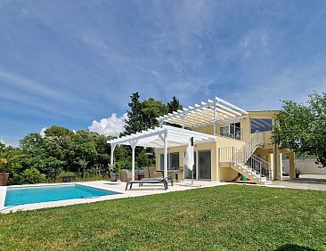 Vakantiehuis Großes Ferienhaus zur alleinigen Nutzung mit P