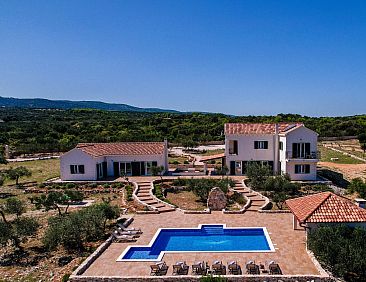Vakantiehuis in Pučišća mit Privatem Pool