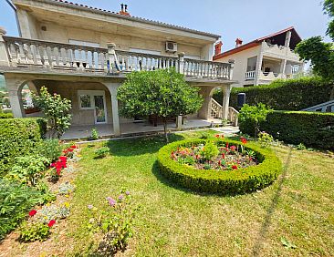 Appartement Wohnung für 6 Personen mit Terrasse