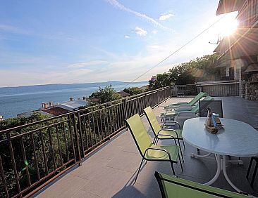 Vakantiehuis Wunderschönes Ferienhaus in Povile mit Garten,