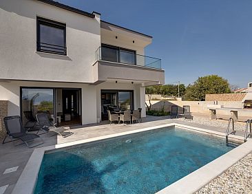 Vakantiehuis Villa "Rosemary" mit Pool und Panoramablick auf