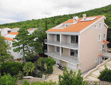 Appartement in Selce mit privatem Parkplatz