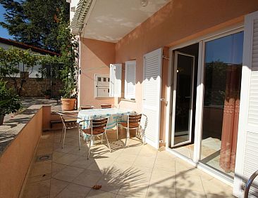 Appartement Schöne Wohnung in Baška mit Eigener Terrasse