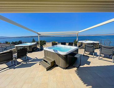 Appartement in Dramalj mit Terrasse