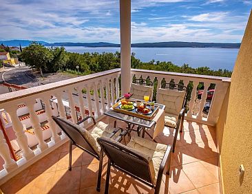 Appartement Wohnung mit Balkon und Meerblick