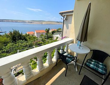 Appartement Wohnung in Jadranovo mit Kleinem Balkon