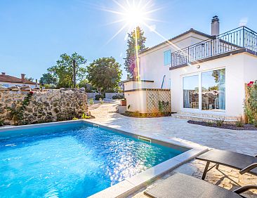 Vakantiehuis Paesana Heritage House