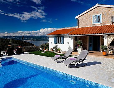 Vakantiehuis "Mela" mit Blick auf das Wasser