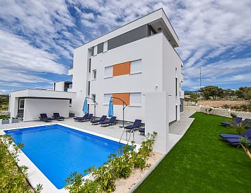 Appartement Deluxe Drei-Zimmer-Wohnung mit Terrasse - Mare