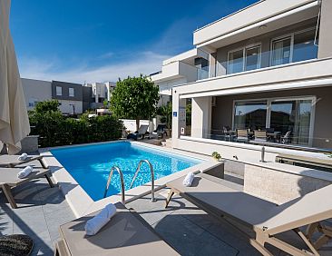 Vakantiehuis Villa Zora with Private Pool