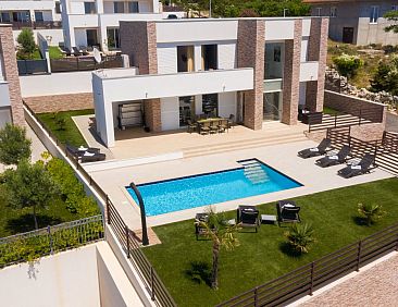 Vakantiehuis Luxuriöse Villa Royal I mit privatem Pool A5