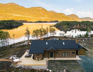 Huisje in VRÅLIOSEN