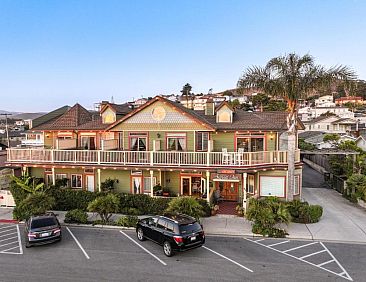 Cayucos Sunset Inn