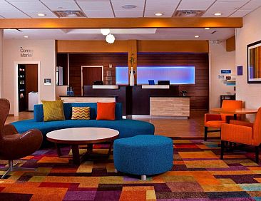 Fairfield Inn &amp; Suites Houston Hobby Airport