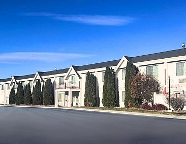 Le Ritz Hotel & Suites