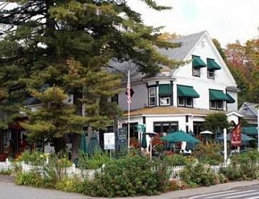 Woodstock Inn, Station and Brewery