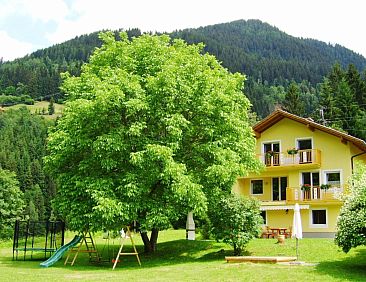 Appartement Ruhige Ferienwohnung in Feld am See
