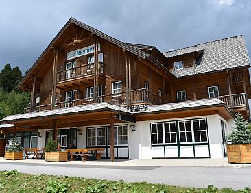 Appartement #8 mit Balkon