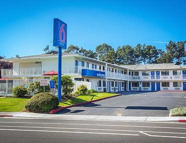Motel 6-Arcata, CA - Humboldt University