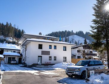 Tirola Bude Resi Top 1