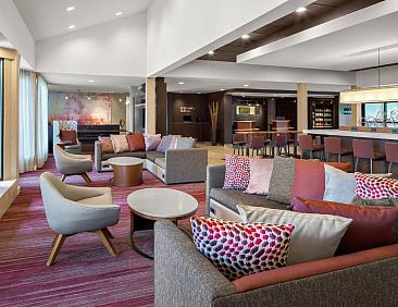 Courtyard by Marriott Pittsburgh Airport