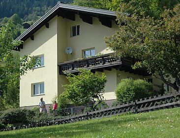 Appartement Große Wohnung in Silbertal mit Großem Garten