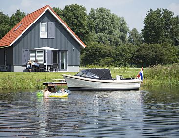 8p. Luxe waterwoning de Zomertaling