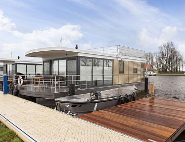 Houseboat + dakterras Offingawier