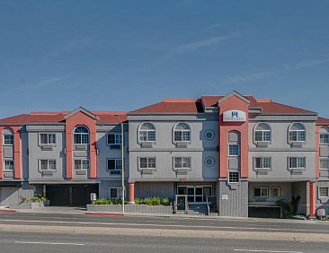 Hotel Aura SFO Airport