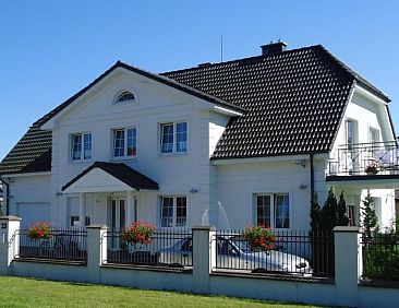 Appartement Wohnung in Rowy mit Grill, Terrasse, Parkplatz u