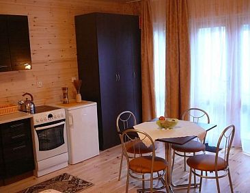 Vakantiehuis in Swarzewo mit Garten, Terrasse und Grill