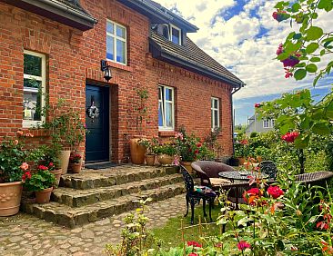 Vakantiehuis Anwesen mit Garten, Grill und Terrasse