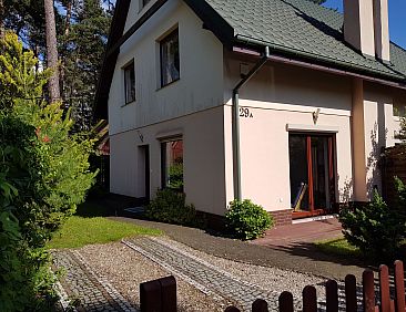 Vakantiehuis in Łukęcin mit Terrasse, Grill und Garten