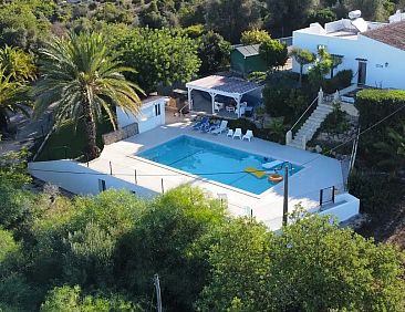 A Garagem Lagoa - met privé zwembad