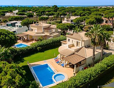 Vrijstaande woning in Vilamoura