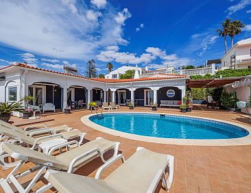 Vrijstaande woning in Albufeira E Olhos De Água